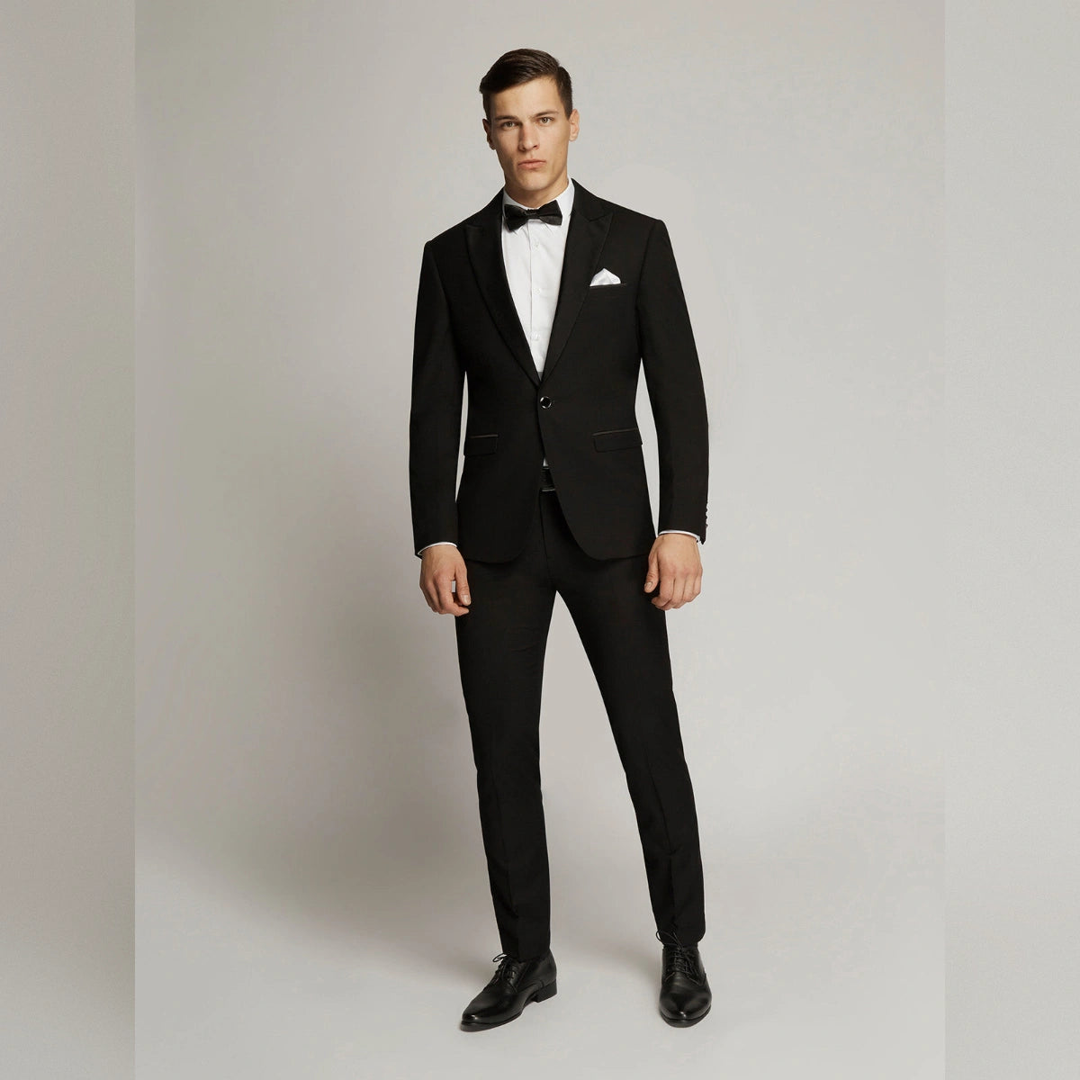 Edward Pin Dot Fine Texture Satin Lapel Suit