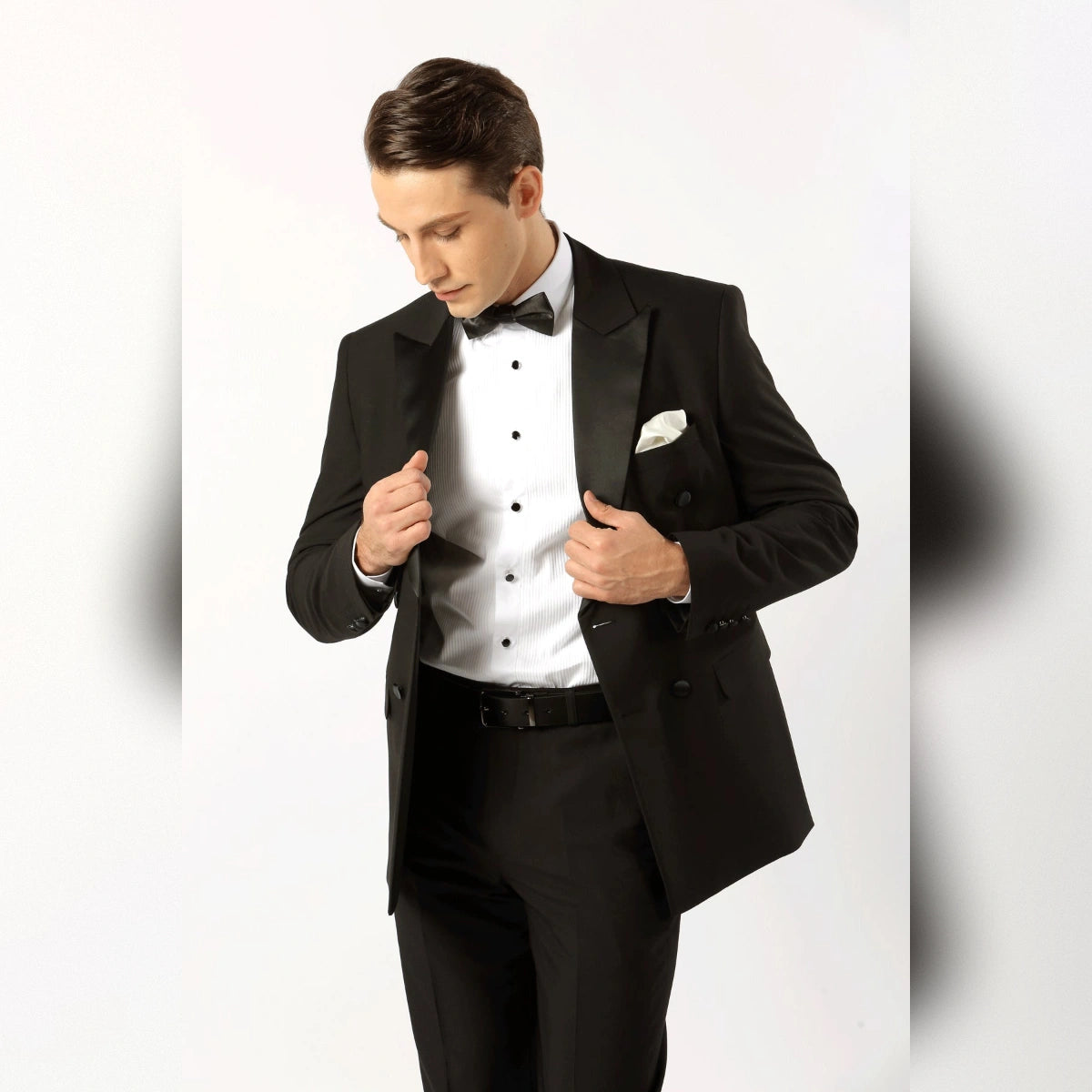 Arlo Double Breasted with Satin Lapel Suit